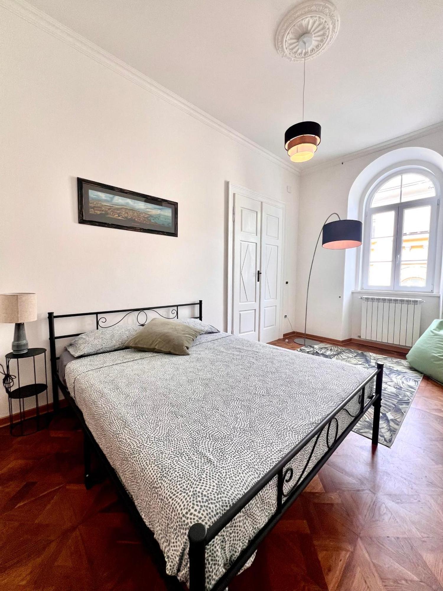 Suite Mitteleuropa Private Parking Trieste Bagian luar foto