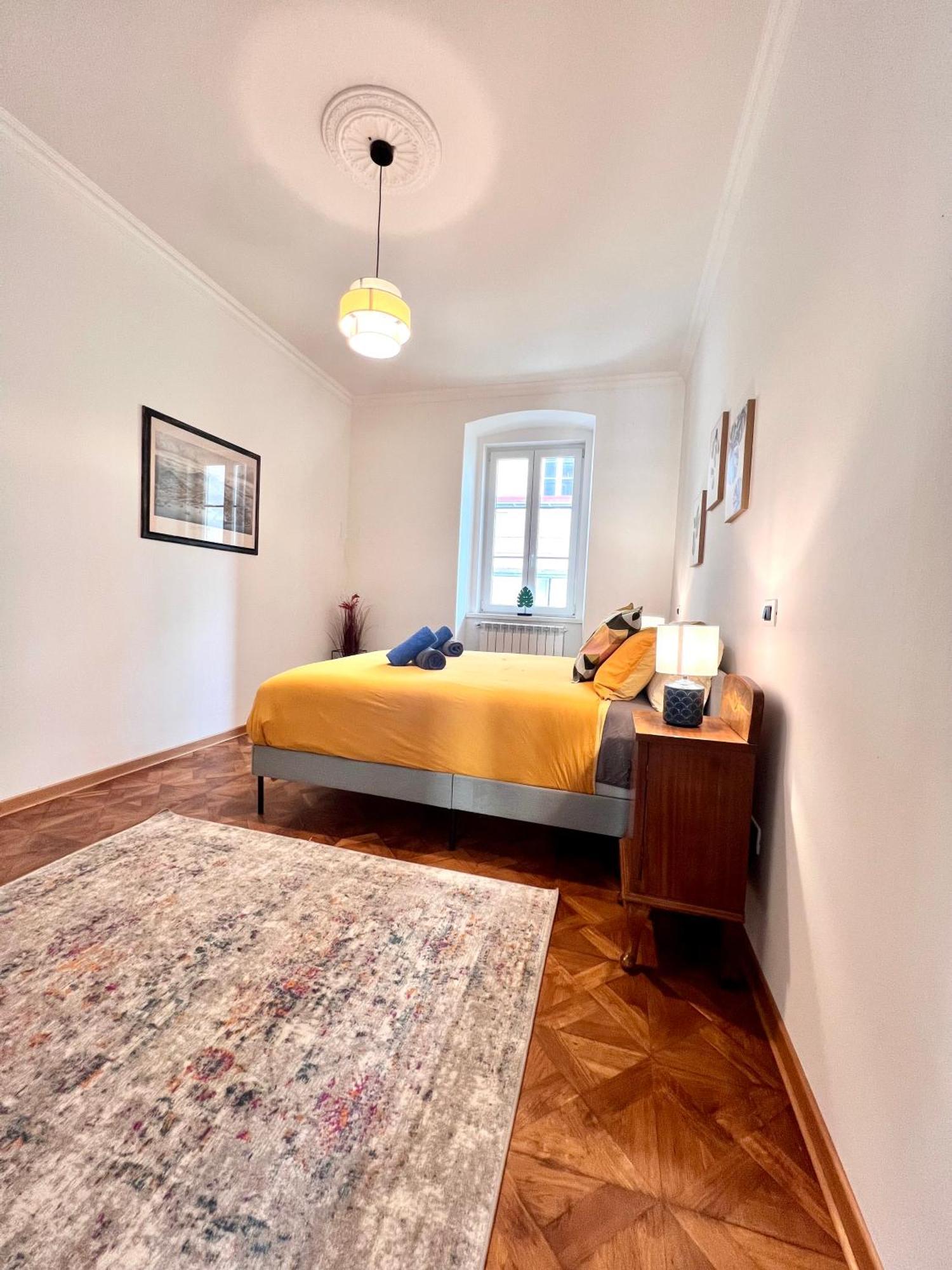 Suite Mitteleuropa Private Parking Trieste Bagian luar foto